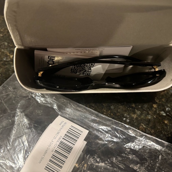 NWT‼️Michael Kors 56 mm Positano Butterfly Sunglasses MK2120 - Picture 3 of 4